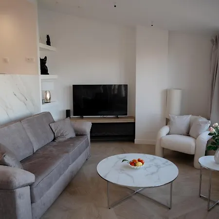 Port 3 Vue Imprenable Palais Apartman *